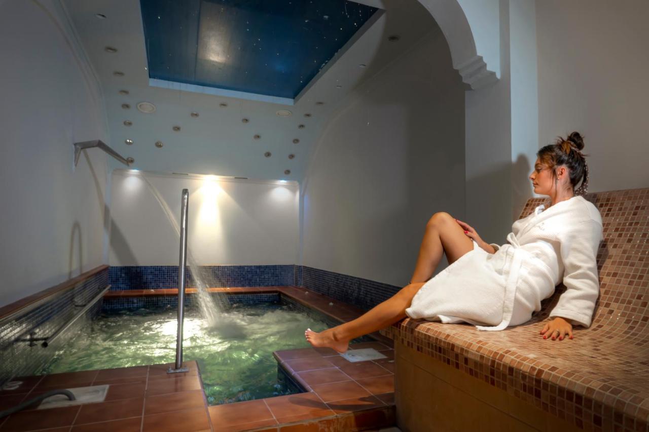 Pozar Salt Cave Hotel Spa Loutraki  Bagian luar foto