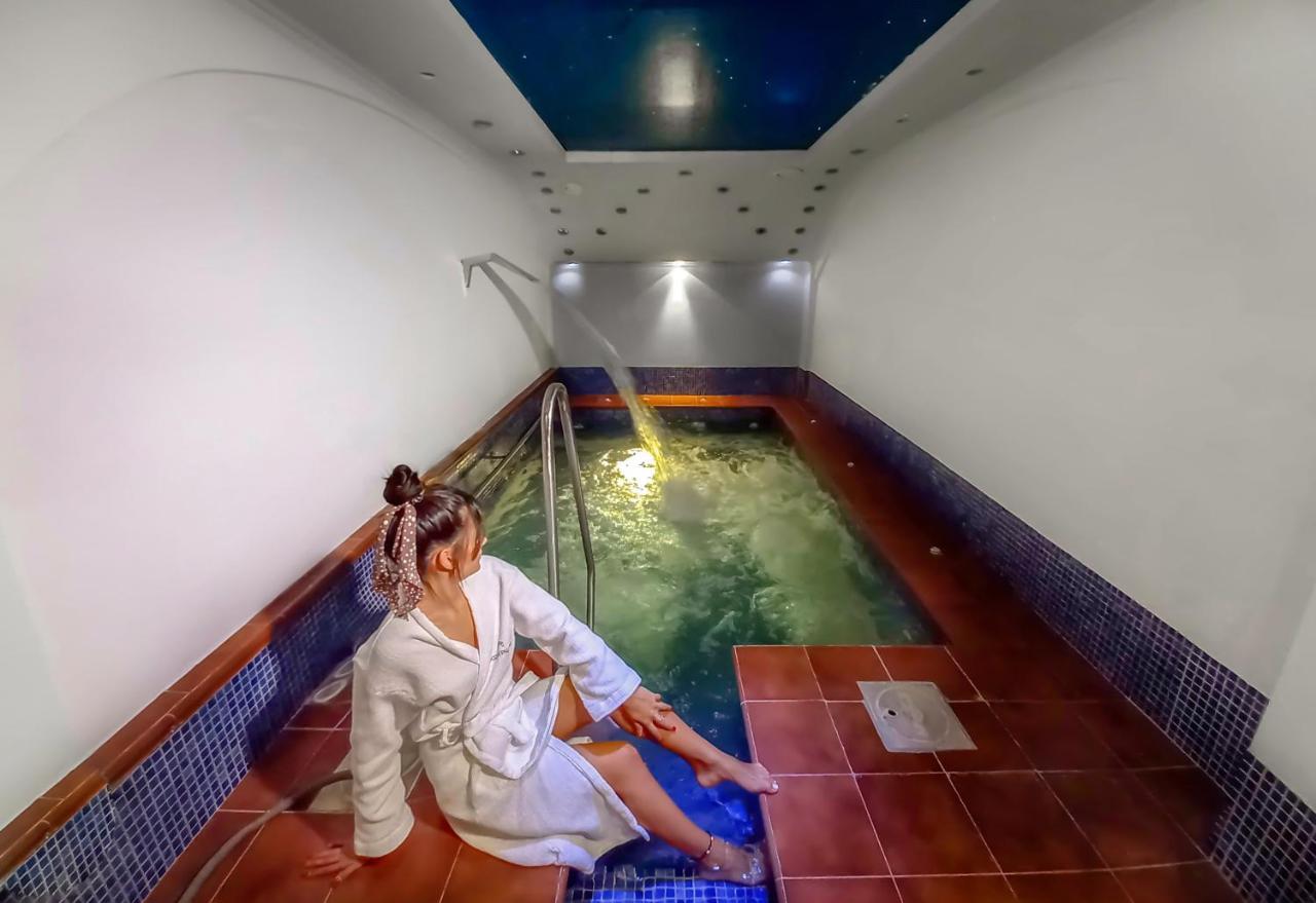 Pozar Salt Cave Hotel Spa Loutraki  Bagian luar foto
